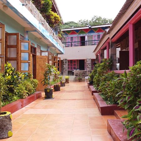 Miryams Village Inn Safari Lodge Sultan Hamud 外观 照片