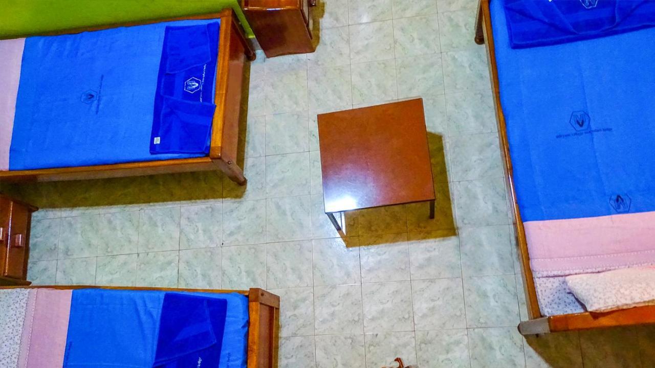 Miryams Village Inn Safari Lodge Sultan Hamud 外观 照片